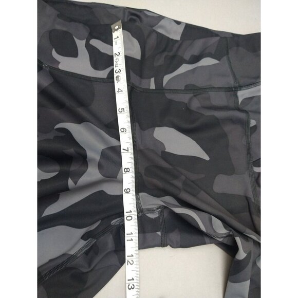 Athleta Women's Capri Gray/Black Camo Leggings Crop Pockets | Size XL - Picture 3 of 10